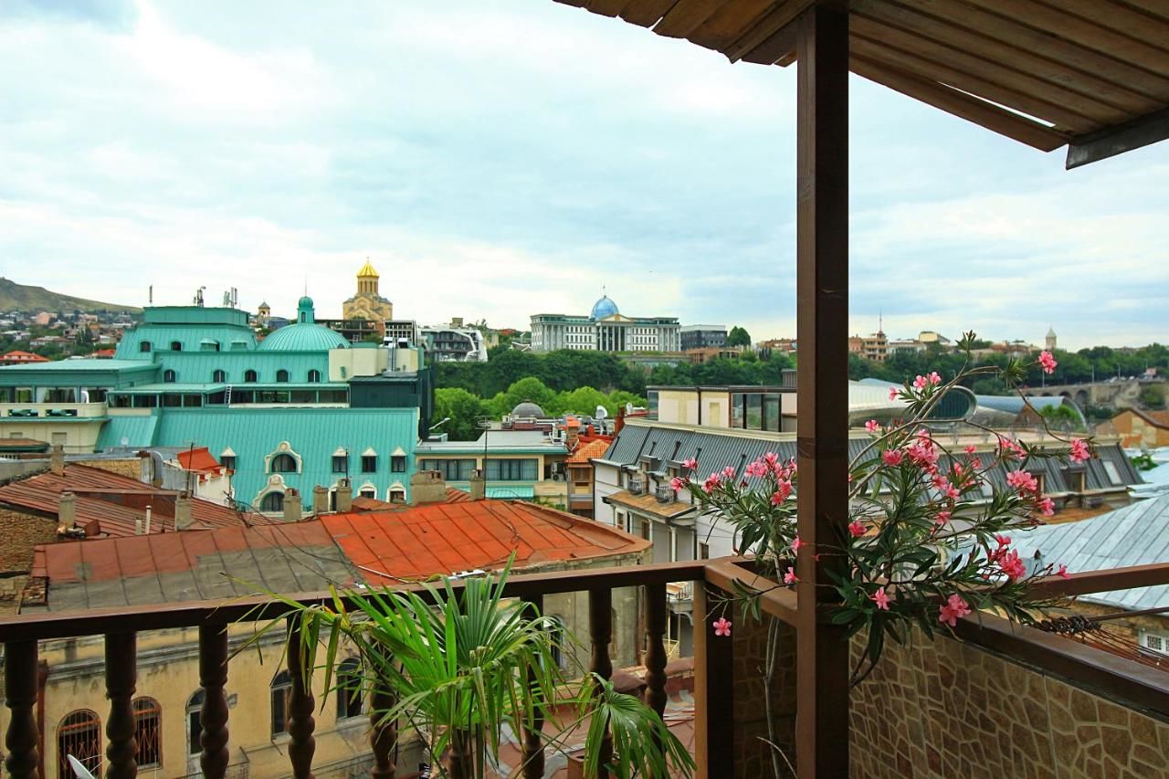 Гостевой дом Babilina B&B Тбилиси-14